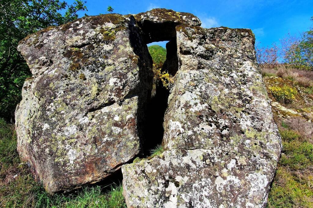 Maison Au Coeur Des Pyrenees Perles-et-Castelet ภายนอก รูปภาพ